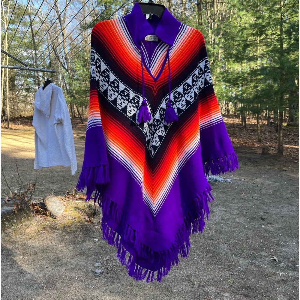 70s Ecuador Made Knit Fringe Poncho Faces Colorful Boho